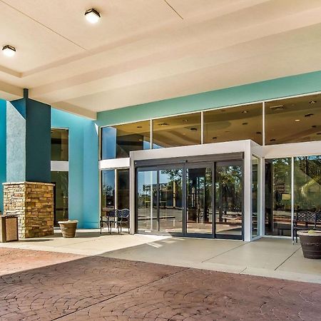 Clarion Inn & Suites Florence Exterior photo